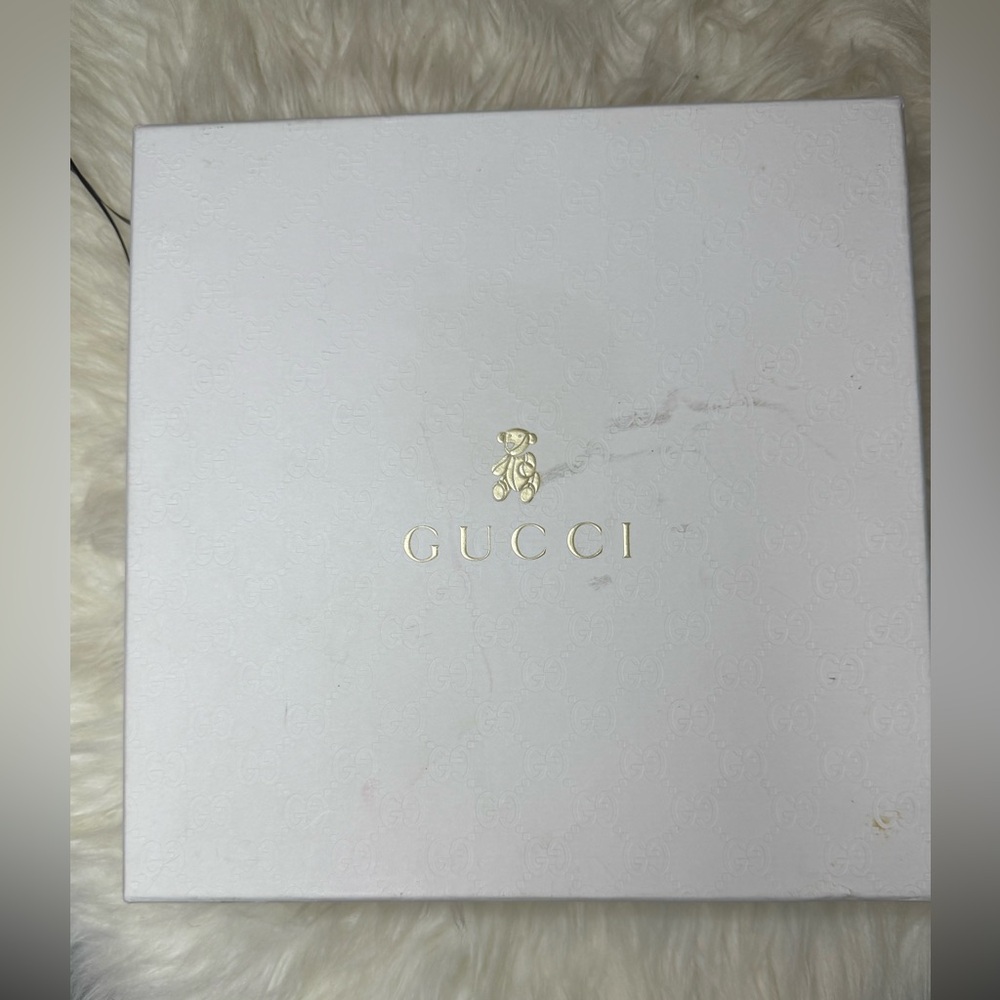Gucci Pink scrapbook! Rare! Hard to find..